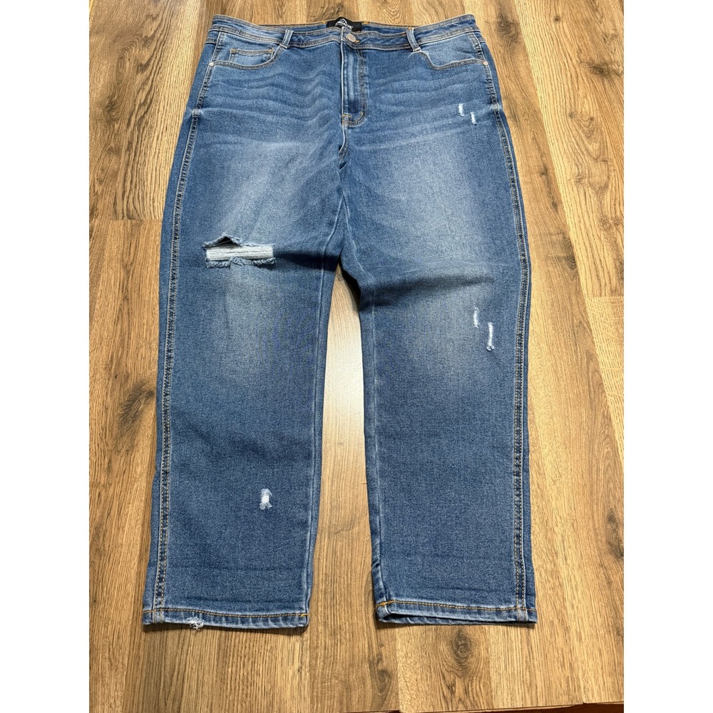 Jordache Jeans Womens Size 18 Blue High Rise Curvy Mom Jeans 40" Length